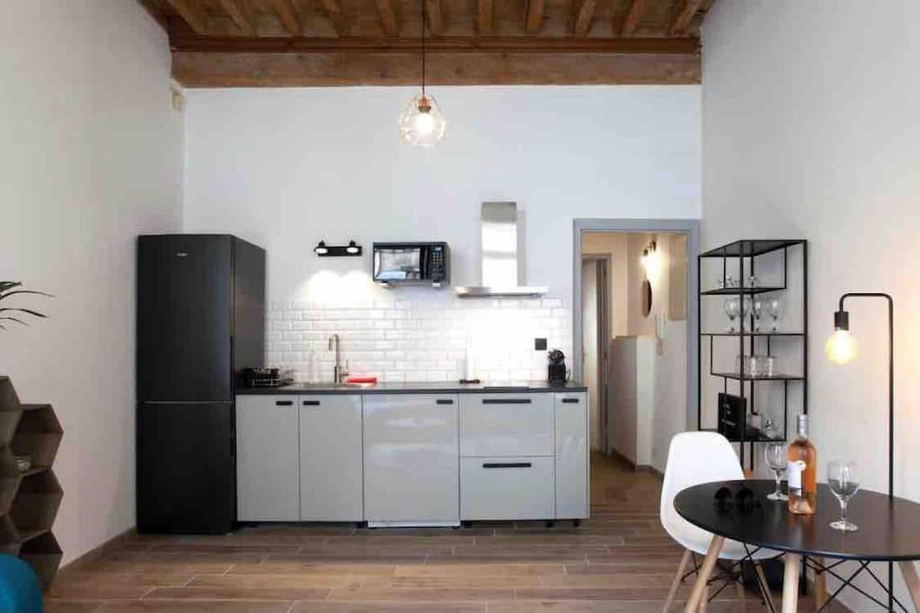 Appartement Lumineux En Centre-Ville Arles Buitenkant foto